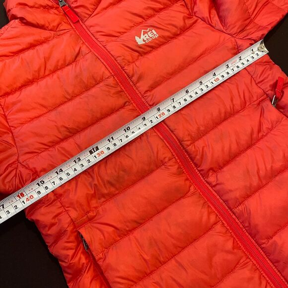 ~ REI Coop Kid's Lg Down Puffer Jacket*** Red Full Zip Pockets Warm Winter Fall - Picture 7 of 11